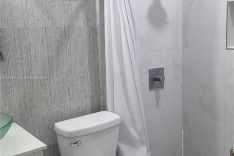 Купить таунхаус в Дорал, Флорида 3 спальни, 131.92м2, № 1986664 - фото 10