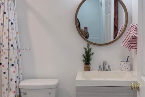 Купить таунхаус в Дорал, Флорида 3 спальни, 131.92м2, № 1986664 - фото 16