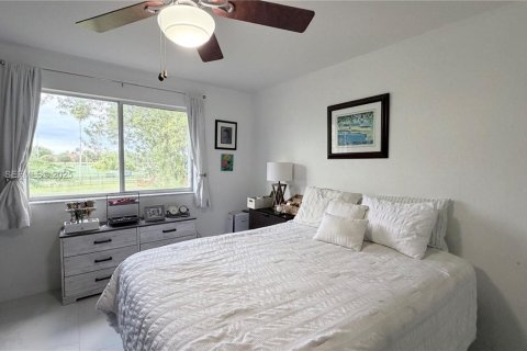 Купить таунхаус в Дорал, Флорида 3 спальни, 131.92м2, № 1986664 - фото 9