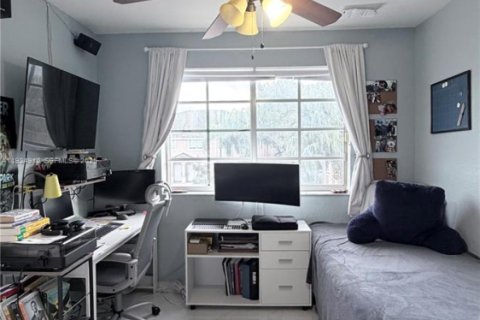 Купить таунхаус в Дорал, Флорида 3 спальни, 131.92м2, № 1986664 - фото 14