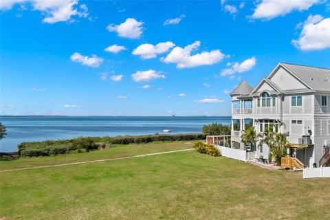 Villa ou maison à vendre à Palm Harbor, Floride: 5 chambres, 277.5 m2 № 2105506 - photo 9