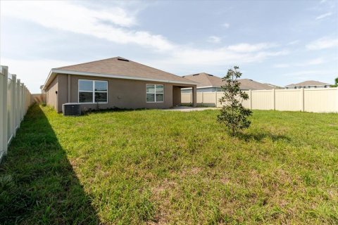 House in Wimauma, Florida 4 bedrooms, 171.5 sq.m. № 2093143 - photo 24