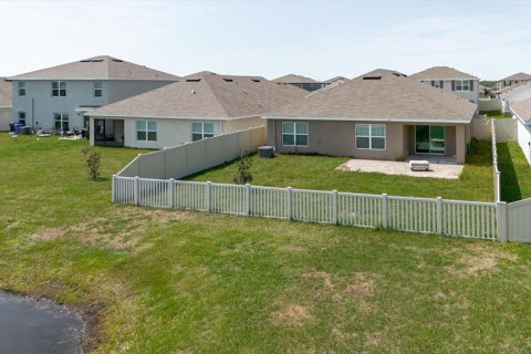 House in Wimauma, Florida 4 bedrooms, 171.5 sq.m. № 2093143 - photo 26