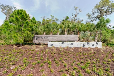 House in Wimauma, Florida 4 bedrooms, 171.5 sq.m. № 2093143 - photo 28