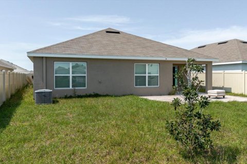 House in Wimauma, Florida 4 bedrooms, 171.5 sq.m. № 2093143 - photo 23