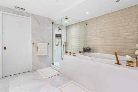 Copropriété à vendre à Boca Raton, Floride: 4 chambres, 395.21 m2 № 2251434 - photo 12
