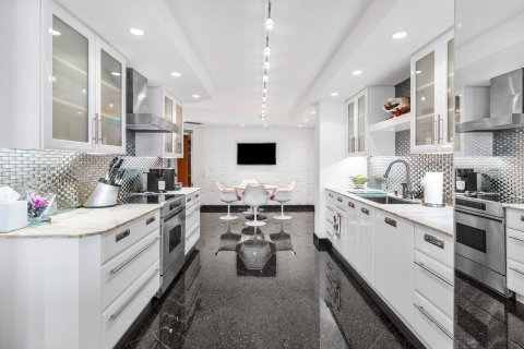 Copropriété à vendre à Boca Raton, Floride: 4 chambres, 395.21 m2 № 2251434 - photo 5