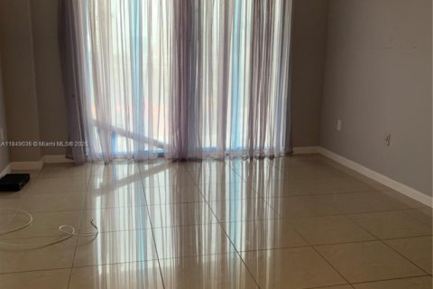 Copropriété à vendre à Sunny Isles Beach, Floride: 2 chambres, 114.46 m2 № 1850614 - photo 9