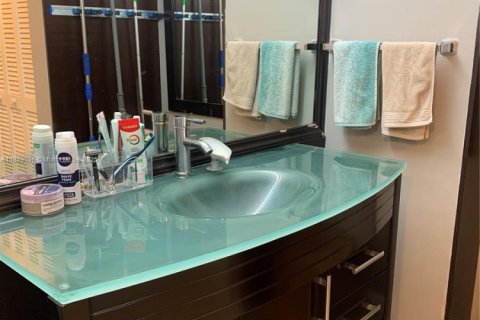 Copropriété à vendre à Sunny Isles Beach, Floride: 2 chambres, 114.46 m2 № 1850614 - photo 10