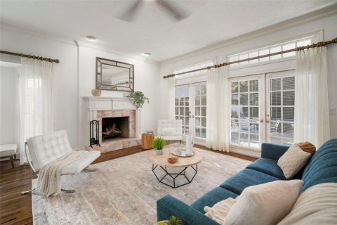 Villa ou maison à vendre à Tampa, Floride: 5 chambres, 413.97 m2 № 2148132 - photo 18