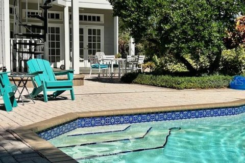 Villa ou maison à vendre à Tampa, Floride: 5 chambres, 413.97 m2 № 2148132 - photo 6