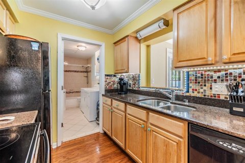 House in Dunedin, Florida 2 bedrooms, 94.76 sq.m. № 1813479 - photo 15