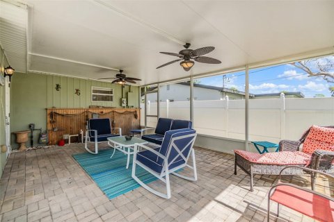 House in Dunedin, Florida 2 bedrooms, 94.76 sq.m. № 1813479 - photo 27