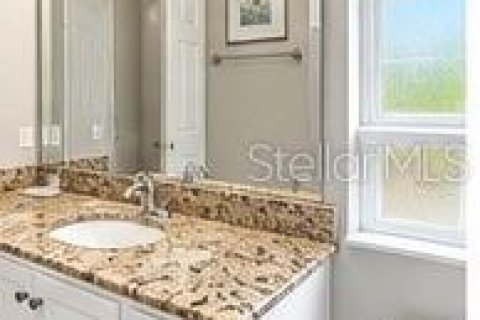Touwnhouse à louer à Kissimmee, Floride: 4 chambres, 151.99 m2 № 2405103 - photo 7