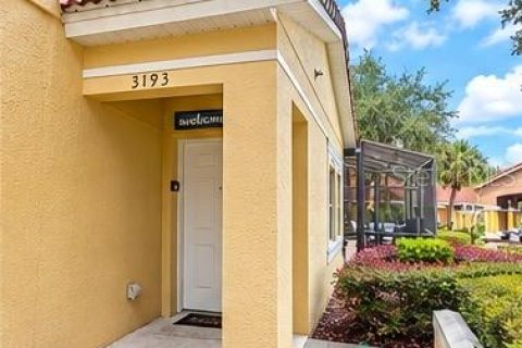 Touwnhouse à louer à Kissimmee, Floride: 4 chambres, 151.99 m2 № 2405103 - photo 2