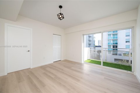 Снять в аренду кондоминиум в Майами, Флорида 2 спальни, 110.55м2, № 1987003 - фото 12