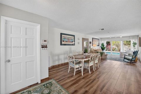 Купить виллу или дом в Коконат Крик, Флорида 3 спальни, 153.75м2, № 2033249 - фото 20