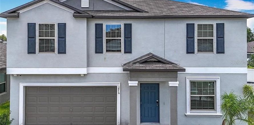 House in Ruskin, Florida 4 bedrooms, 244.61 sq.m. № 2215709