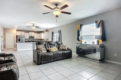 House in Ruskin, Florida 4 bedrooms, 244.61 sq.m. № 2215709 - photo 14