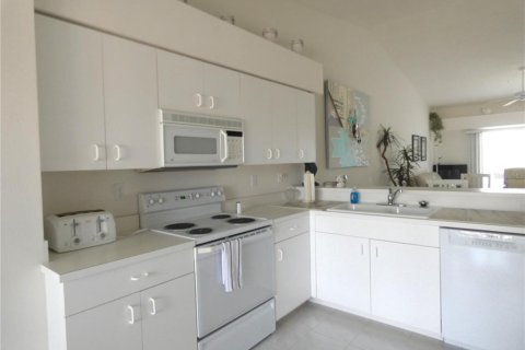 Condominio en alquiler en Sarasota, Florida, 2 dormitorios, 123.84 m2 № 1405508 - foto 4