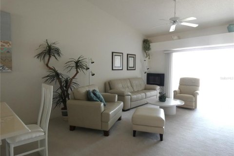 Condominio en alquiler en Sarasota, Florida, 2 dormitorios, 123.84 m2 № 1405508 - foto 7