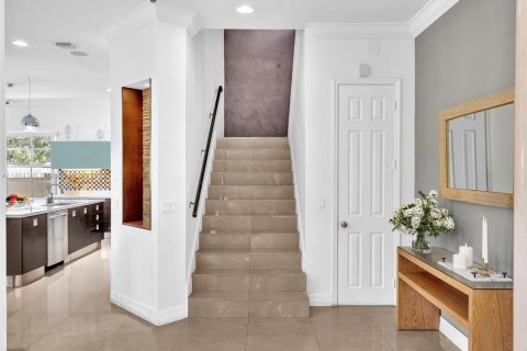 Купить виллу или дом в Форт-Лодердейл, Флорида 5 спален, 404.68м2, № 1958518 - фото 12