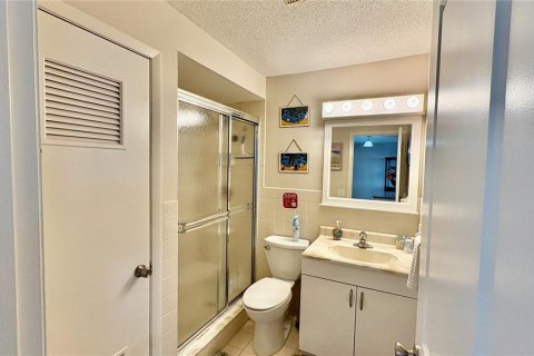 Villa ou maison à louer à New Smyrna Beach, Floride: 3 chambres, 162.21 m2 № 2205152 - photo 11