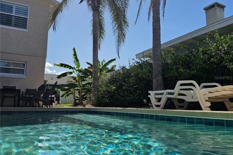 Villa ou maison à louer à New Smyrna Beach, Floride: 3 chambres, 162.21 m2 № 2205152 - photo 3