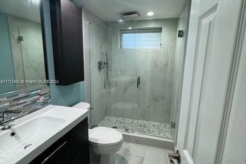 Condo in Hallandale Beach, Florida, 2 bedrooms  № 1763569 - photo 14