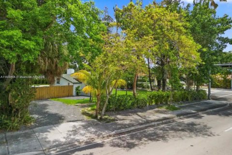 Снять в аренду виллу или дом в Майами-Шорс, Флорида 3 спальни, 103.03м2, № 1924318 - фото 21