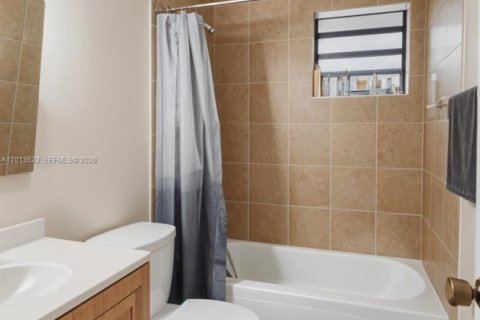 Condo in Coconut Creek, Florida, 3 bedrooms  № 2076183 - photo 19