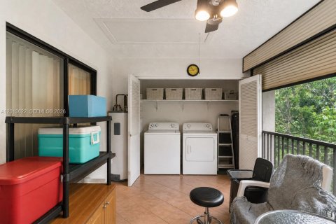 Condo in Coconut Creek, Florida, 3 bedrooms  № 2076183 - photo 18