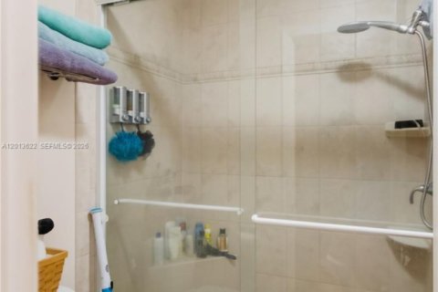 Condo in Coconut Creek, Florida, 3 bedrooms  № 2076183 - photo 10