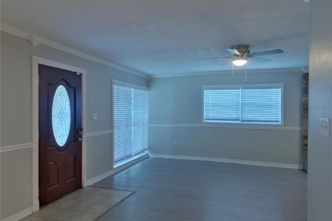 House in Lutz, Florida 3 bedrooms, 122.63 sq.m. № 1910973 - photo 3