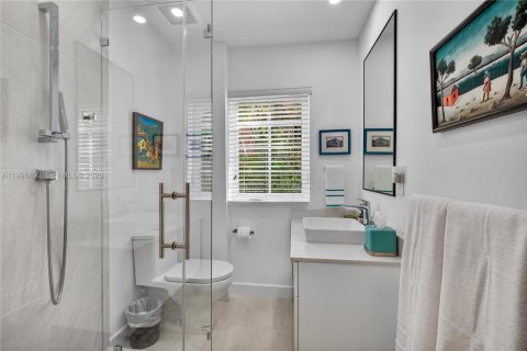 Villa ou maison à vendre à Coral Gables, Floride: 3 chambres, 178.19 m2 № 2052447 - photo 30