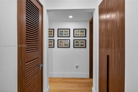 Villa ou maison à vendre à Coral Gables, Floride: 3 chambres, 178.19 m2 № 2052447 - photo 26