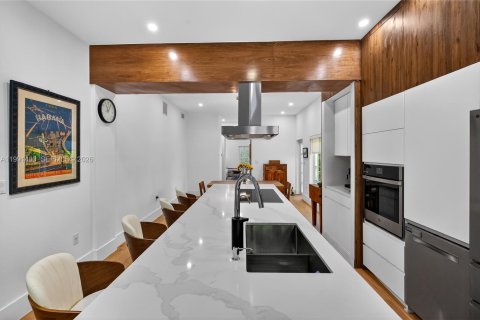 Villa ou maison à vendre à Coral Gables, Floride: 3 chambres, 178.19 m2 № 2052447 - photo 17