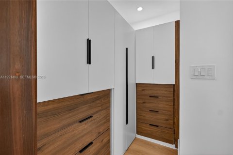 Villa ou maison à vendre à Coral Gables, Floride: 3 chambres, 178.19 m2 № 2052447 - photo 22