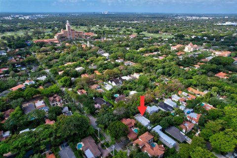 Villa ou maison à vendre à Coral Gables, Floride: 3 chambres, 178.19 m2 № 2052447 - photo 6