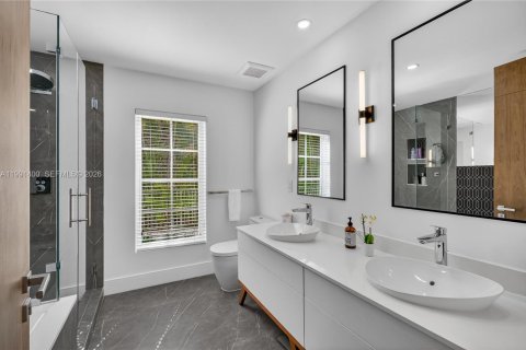 Villa ou maison à vendre à Coral Gables, Floride: 3 chambres, 178.19 m2 № 2052447 - photo 23