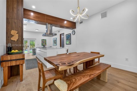 Villa ou maison à vendre à Coral Gables, Floride: 3 chambres, 178.19 m2 № 2052447 - photo 14