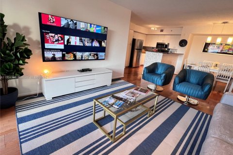 Condominio en alquiler en Aventura, Florida, 2 dormitorios, 109.62 m2 № 1937592 - foto 4