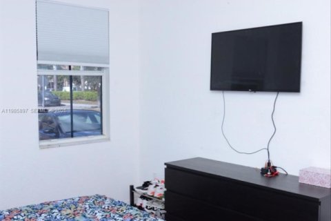 Купить кондоминиум в Майами, Флорида 3 спальни, 138.52м2, № 2049040 - фото 15