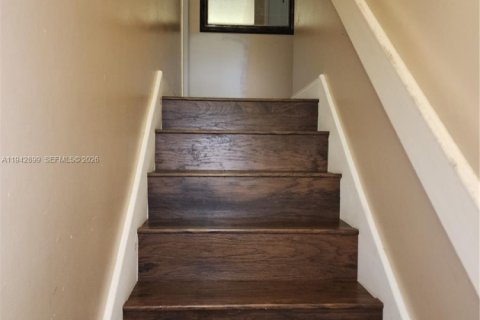 Casa en venta en Miramar, Florida, 4 dormitorios, 229.75 m2 № 1999498 - foto 9