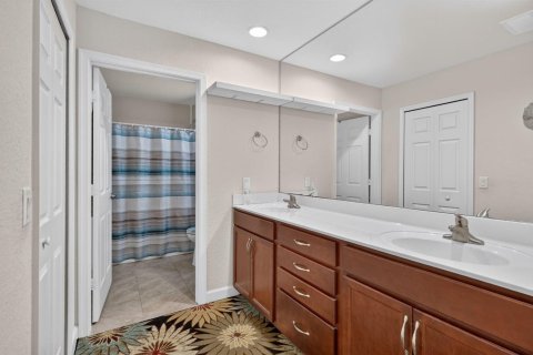 House in Port St. Lucie, Florida 2 bedrooms, 134.8 sq.m. № 2269909 - photo 26