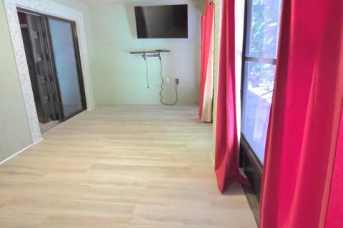 House in Port St. Lucie, Florida 2 bedrooms, 134.8 sq.m. № 2269909 - photo 30