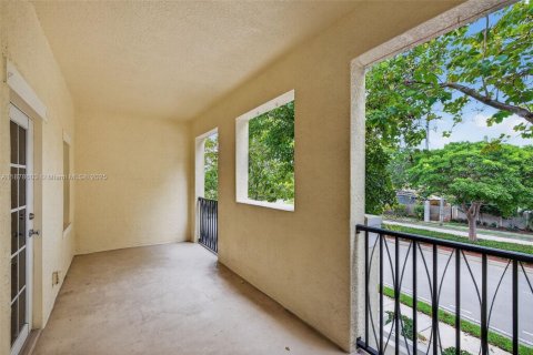 Adosado en venta en Pompano Beach, Florida, 3 dormitorios, 210.7 m2 № 1921690 - foto 18