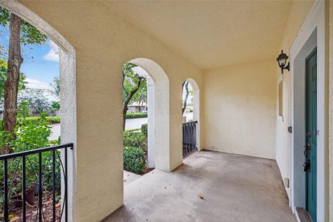 Adosado en venta en Pompano Beach, Florida, 3 dormitorios, 210.7 m2 № 1921690 - foto 7