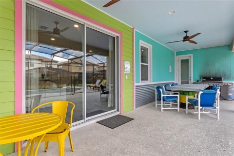 House in Davenport, Florida 11 bedrooms, 462 sq.m. № 761525 - photo 3