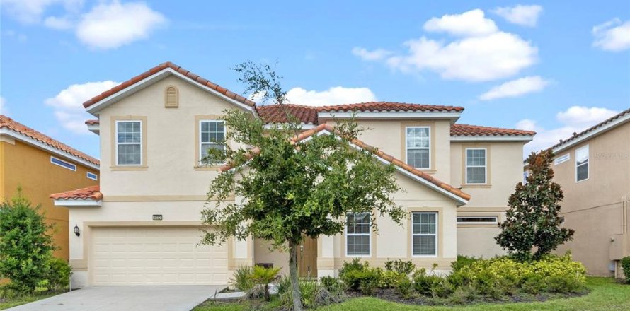 House in Davenport, Florida 11 bedrooms, 462 sq.m. № 761525